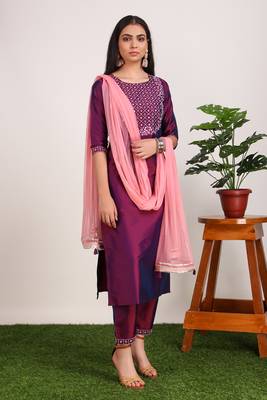 Magenta embroidered art silk ethnic-kurtis 4