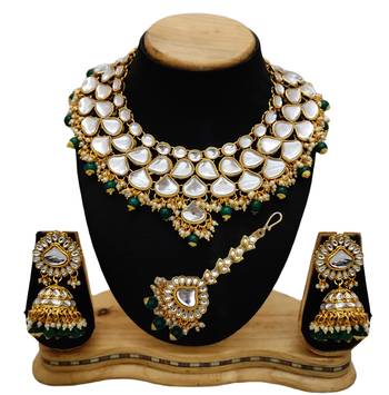 Green necklace-sets 1