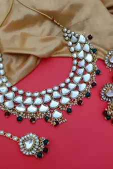 Multicolor necklace-sets