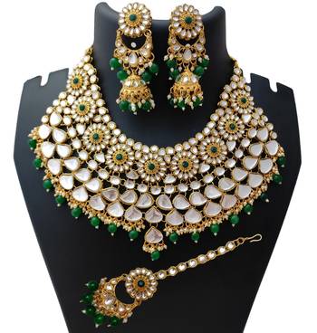 Green designer-jewellery 2