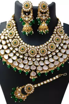 Green designer-jewellery