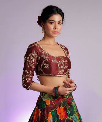 Maroon Kastoori Lehenga With Detachable Drape 2