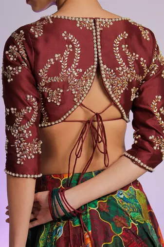 Maroon Kastoori Lehenga With Detachable Drape