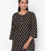 Black printed cotton short-kurtis