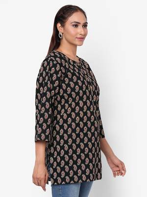 Black printed cotton short-kurtis 2