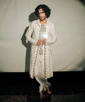 White Chandheri Layered Embroidered Kurta Set 2