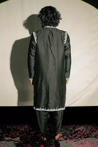 Black Embroidered Layred Kurta Set