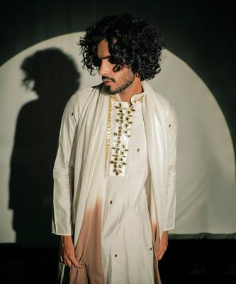 White Embroidered Kurta Set 2