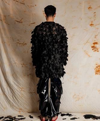 Abhaav Black Sweatshirt 2