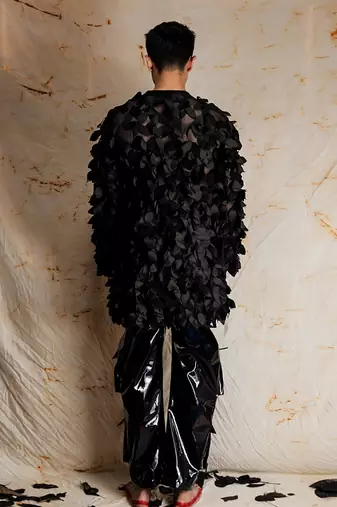Abhaav Black Sweatshirt