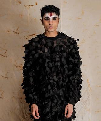 Abhaav Black Sweatshirt 3