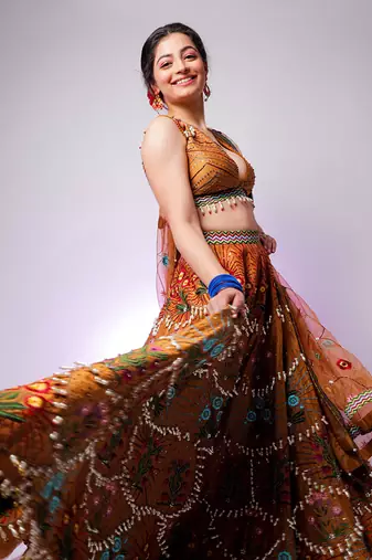 Mustard Hrdya Lehenga Set
