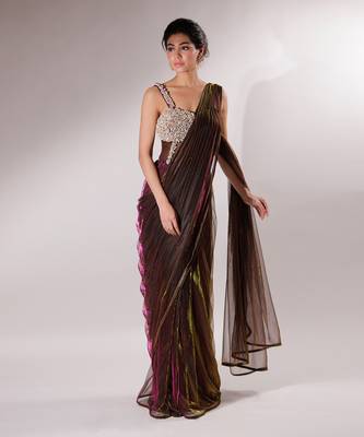 Magenta Kisori Sari Gown 1