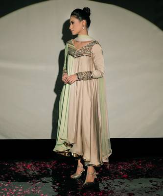 Pastel Green And Beige Fusion Kurta Set 3