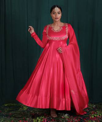 Blush Red Embroidered Anarkali Set 2
