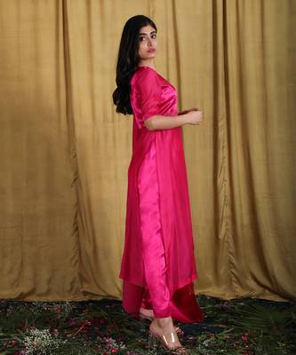 Pink Taby Embroidered Kurta Suit Set 4