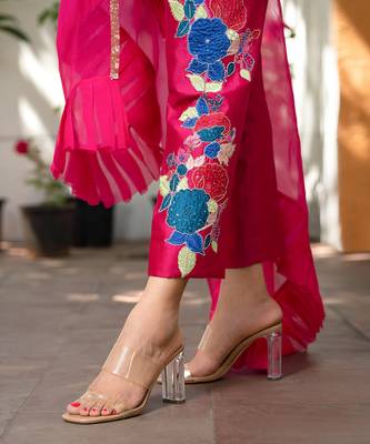 Pink Embroidered Suit Set 5