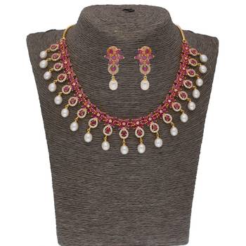 Alluring Pearl Necklace 1