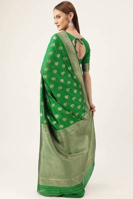 Green Woven silk blend Saree With Blouse 3