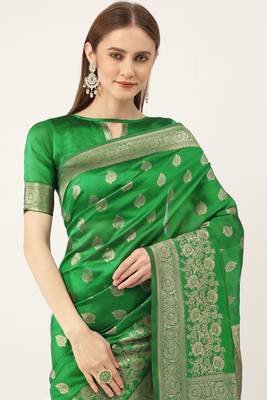 Green Woven silk blend Saree With Blouse 4