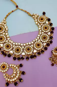 Maroon designer-jewellery