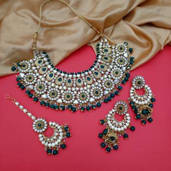 Green designer-jewellery 1