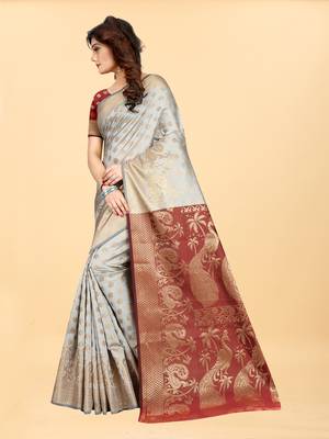 Off-White Woven Banarasi silk blend Saree With Blouse 2