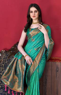 Korams Design Green Zari Woven Cotton Silk Saree with Blouse for Women 4