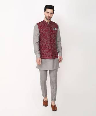 Maroon Resham Embroidery Bundi Jacket Set 2