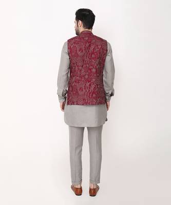 Maroon Resham Embroidery Bundi Jacket Set 3