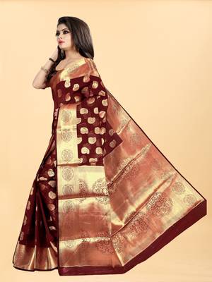 Maroon Woven Banarasi silk blend Saree With Blouse 3