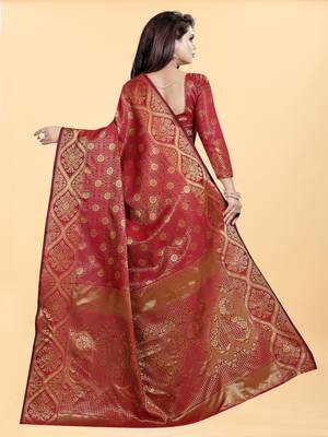 Red Woven Banarasi silk blend Saree With Blouse 3