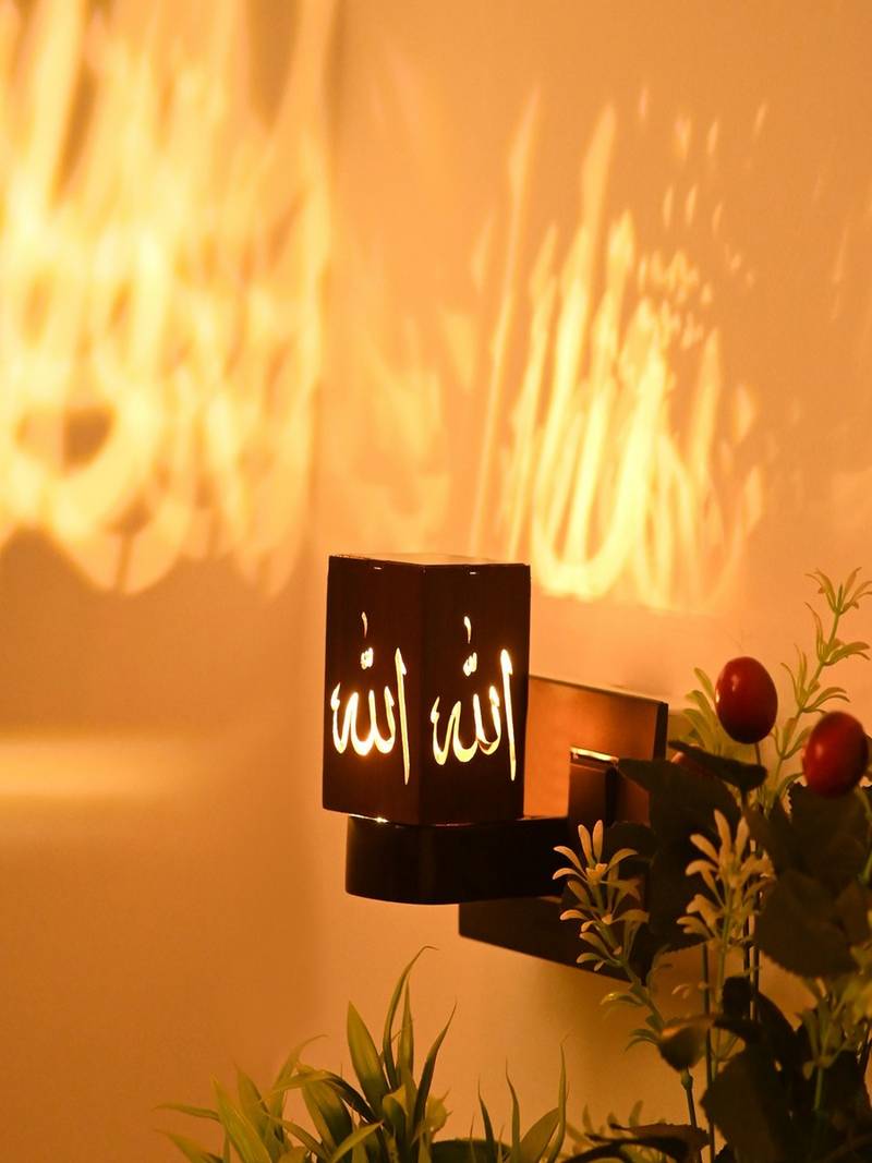 Wood Decorative LED Socket Wall Lamp-A2