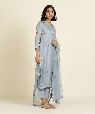 Pale Blue Kurti Set 4