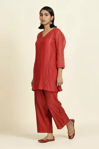 Red Kurti Set