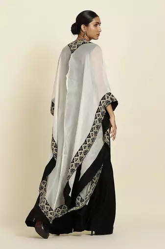 Black And Off-White Cape Set