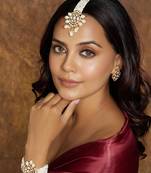 Imperial White & Gold Maang Tikka