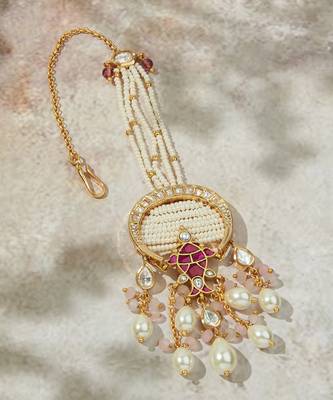 Alluring Mutli Colour  Maang Tikka 2