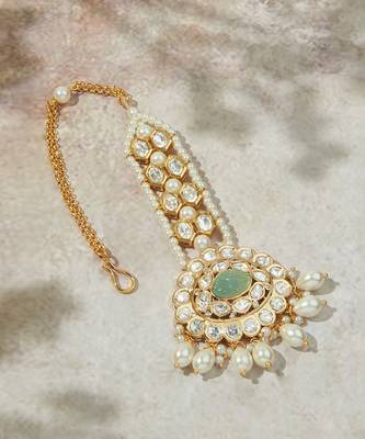 Gold Tone Green & White Maang Tikka 2