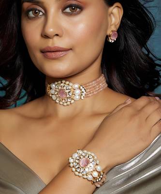 Alluring Pink & White Gold Bracelet 3