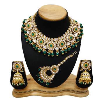 Green designer-jewellery 1