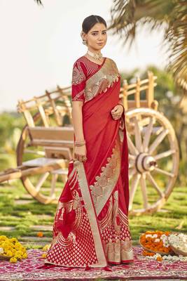 Red woven banarasi silk saree with blouse 3