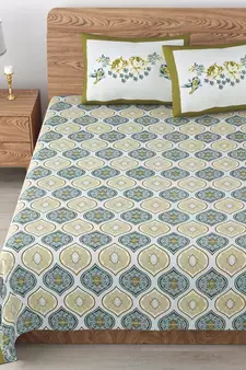 Cotton Printed King Size Double Bedsheet with 2 Pillow Covers Set