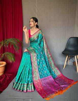  Patola Silk Rama Weavind Jacquard Rich Pallu Saree 1