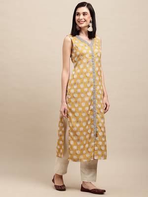 Mustard Crepe Floral Printed Straight Kurta 4