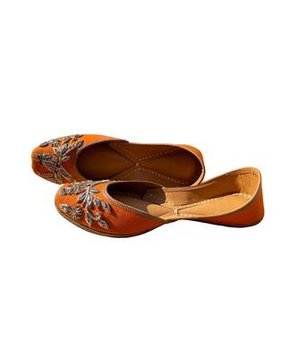Orange Scarlet Juttis 1