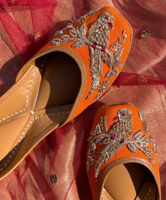 Orange Scarlet Juttis 2