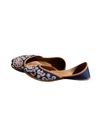 Blue Khwaab Juttis 1