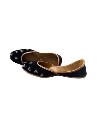 Black Midnight Juttis 1