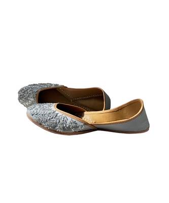 Grey Twilight Juttis 1